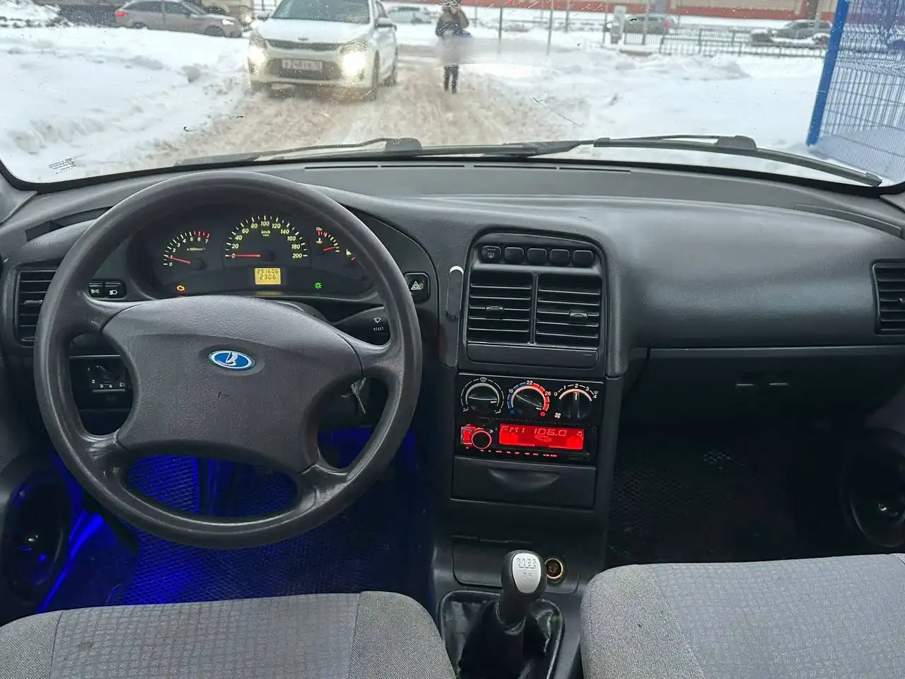 ВАЗ 2112 2008 года