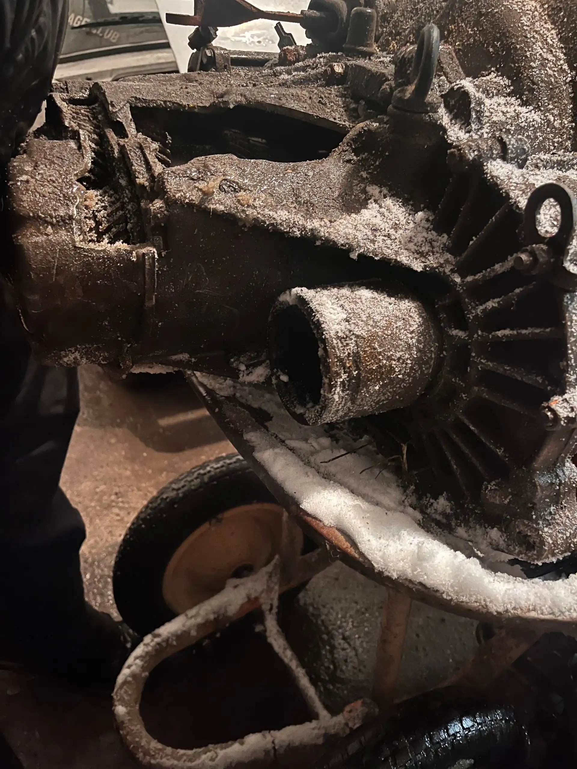 Запчасти с битой машины