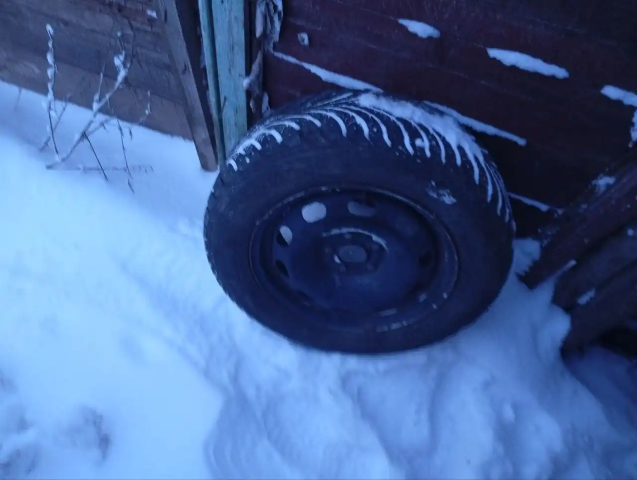 Продажа зимних шин R15 и R13 в Оренбурге