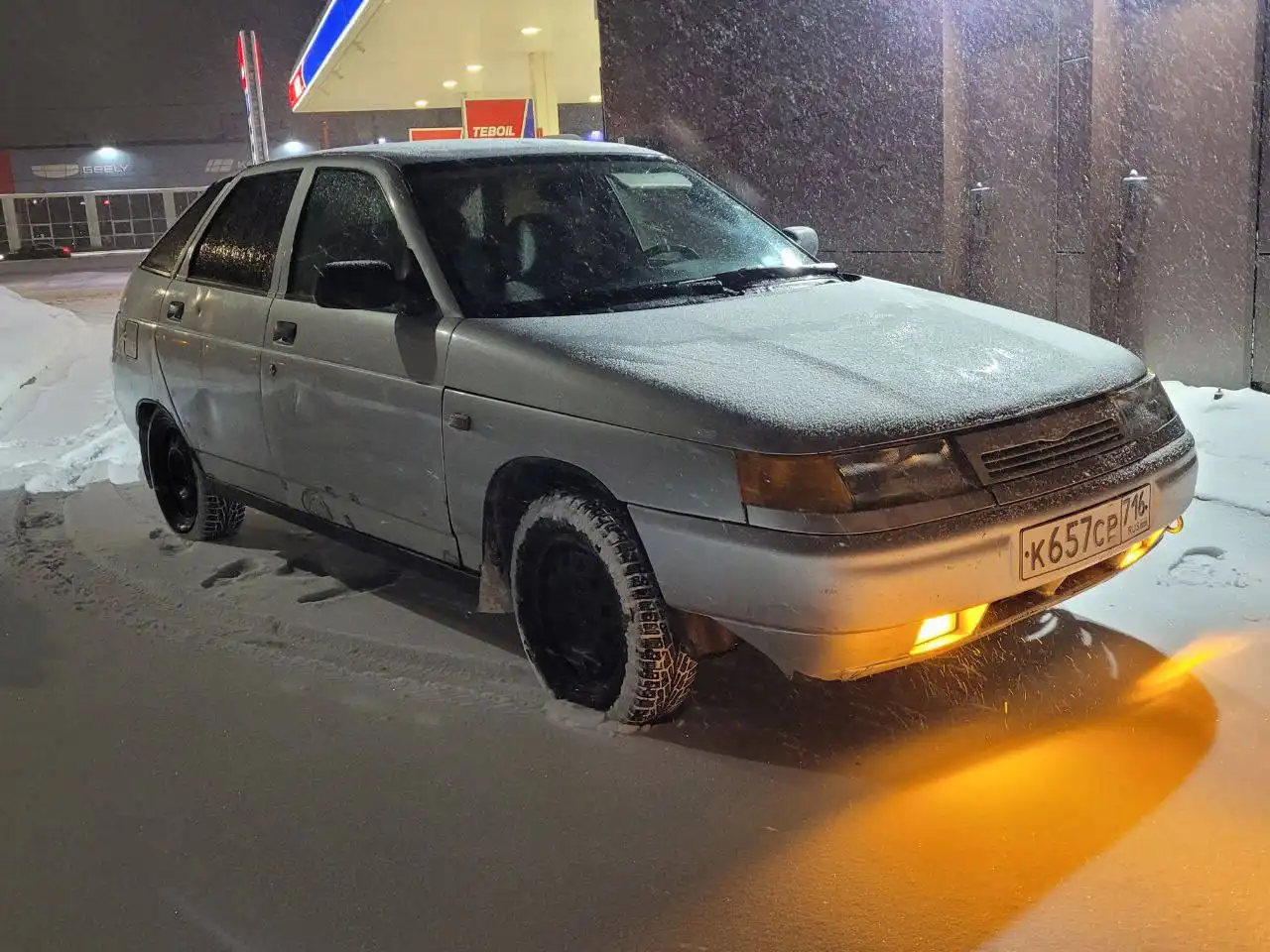 ВАЗ 2112 2004 года