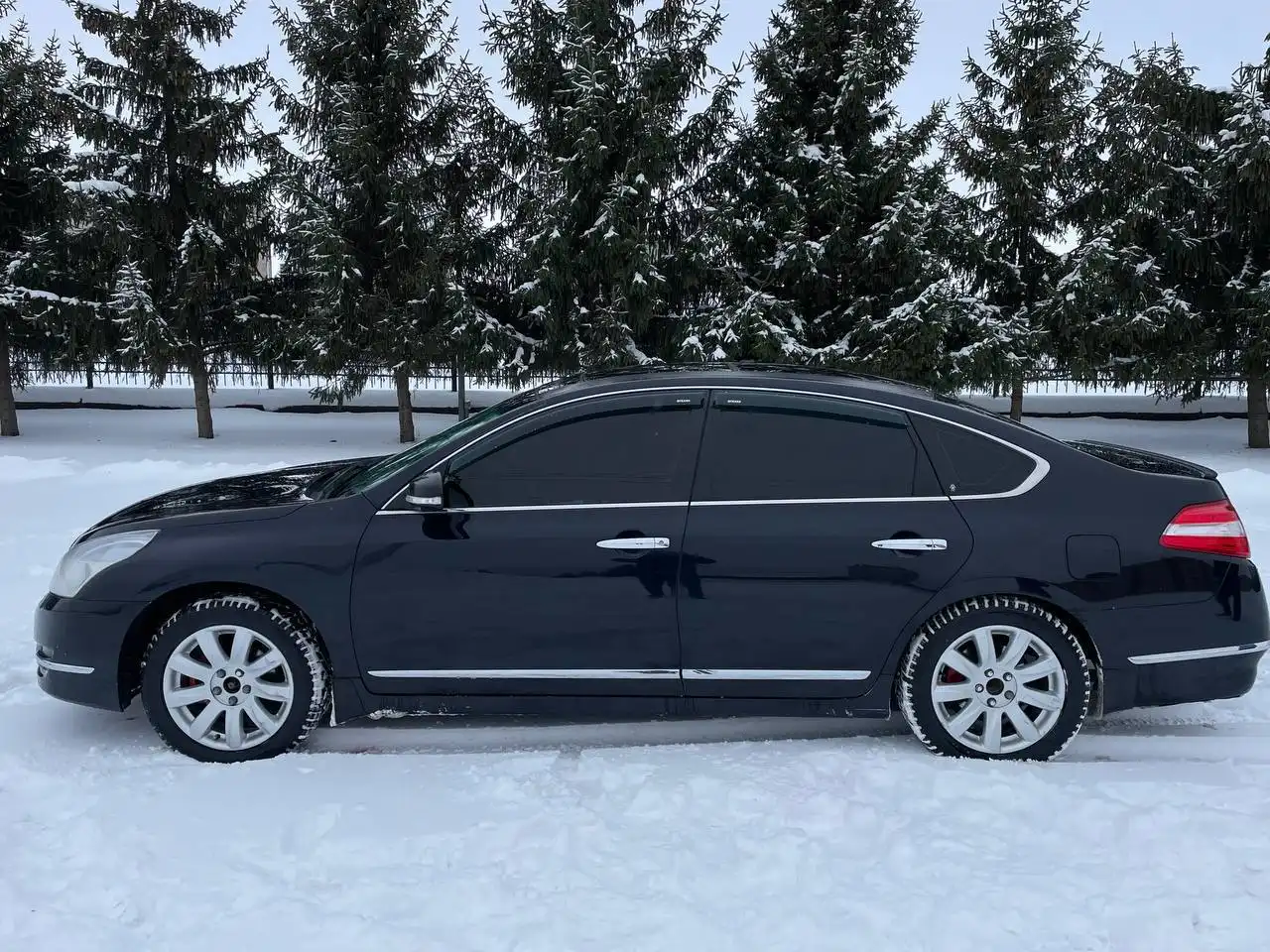 Продажа Nissan Teana 2008 года 3.5 л максимальной комплектации