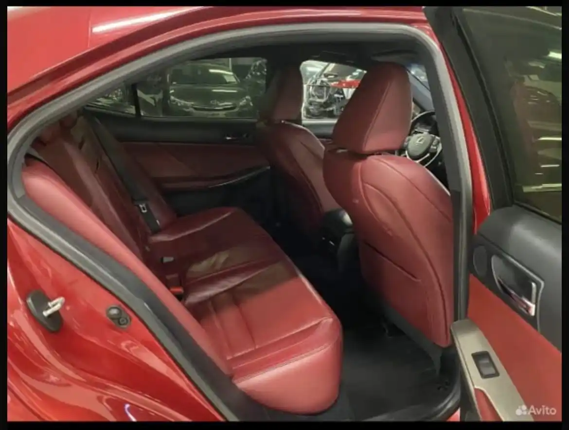 Продам Lexus 2014 года