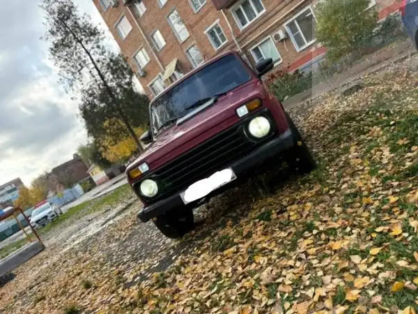 Продам ВАЗ 21213 Карбюратор 2001 год