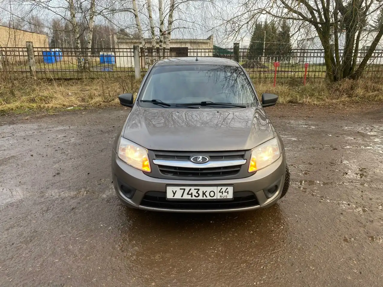 Продажа автомобиля Лада Гранта 2016 года