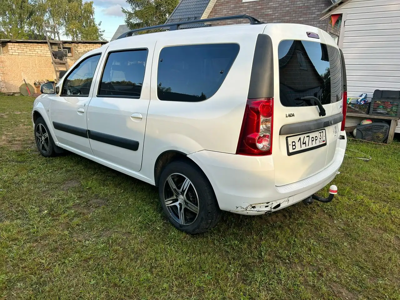 Lada Largus 2013 года в Гаврилов Посаде