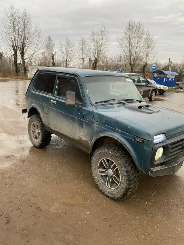 ВАЗ 21213 4х4 2002 года в хорошем состоянии