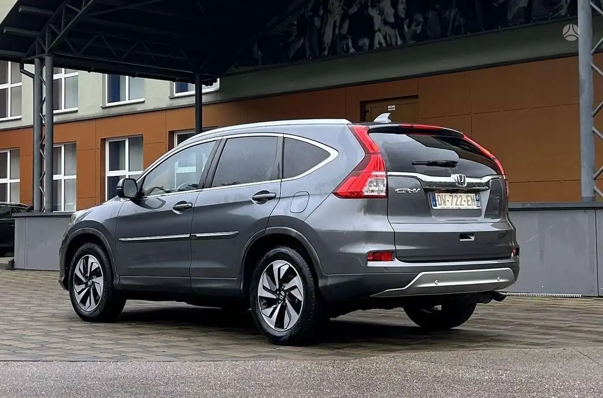 Продажа Honda CR-V 2015 года