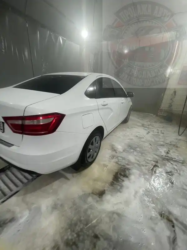 Автомобиль в идеальном состоянии с богатой комплектацией