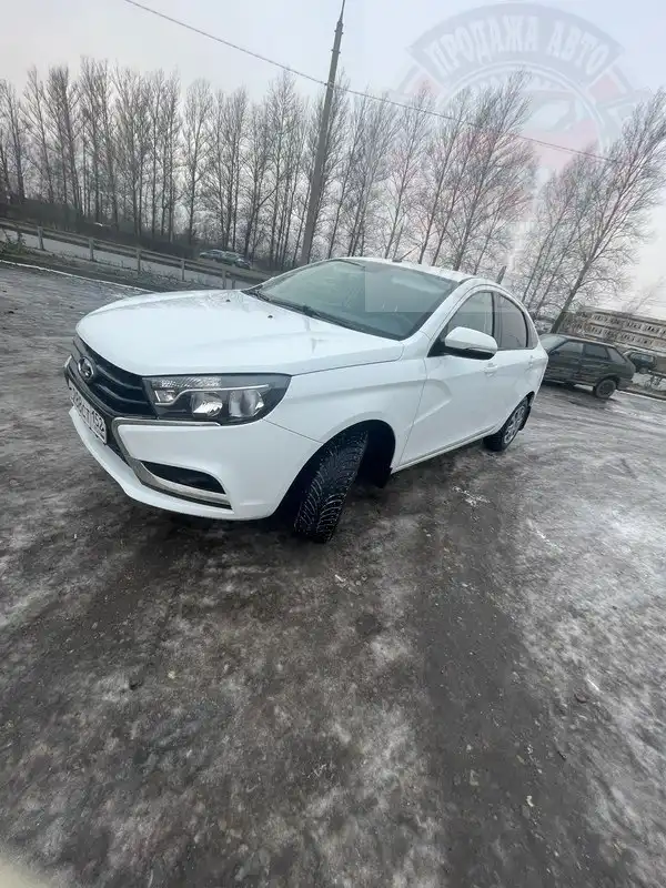 Автомобиль в идеальном состоянии с богатой комплектацией