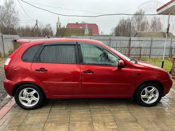 Лада Калина 2011 года, механика, 1.6 л