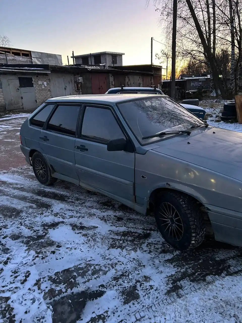 Продаётся ВАЗ 2114 с новыми запчастями и резиной