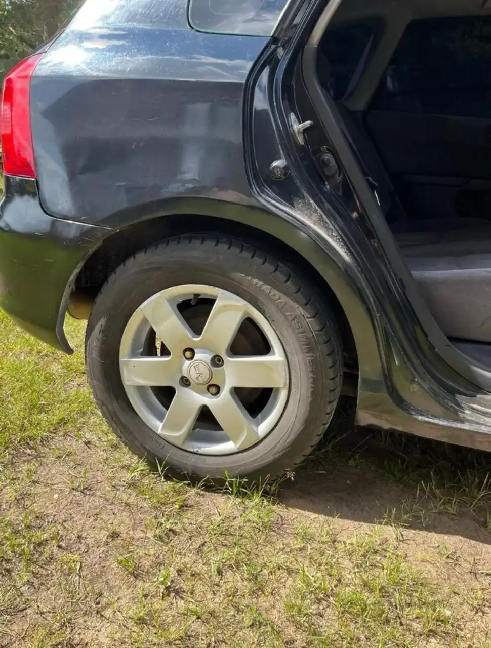 Продам или обменяю Honda Civic 7 поколения 2000г