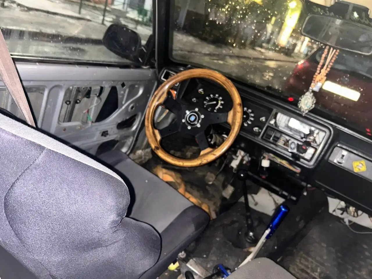 Продам ВАЗ 2107 готовую к зиме