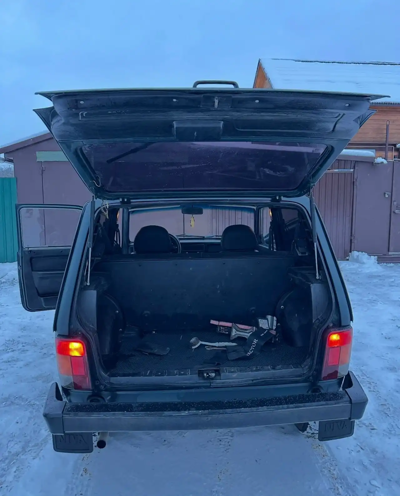 Продам Ниву 2013 года