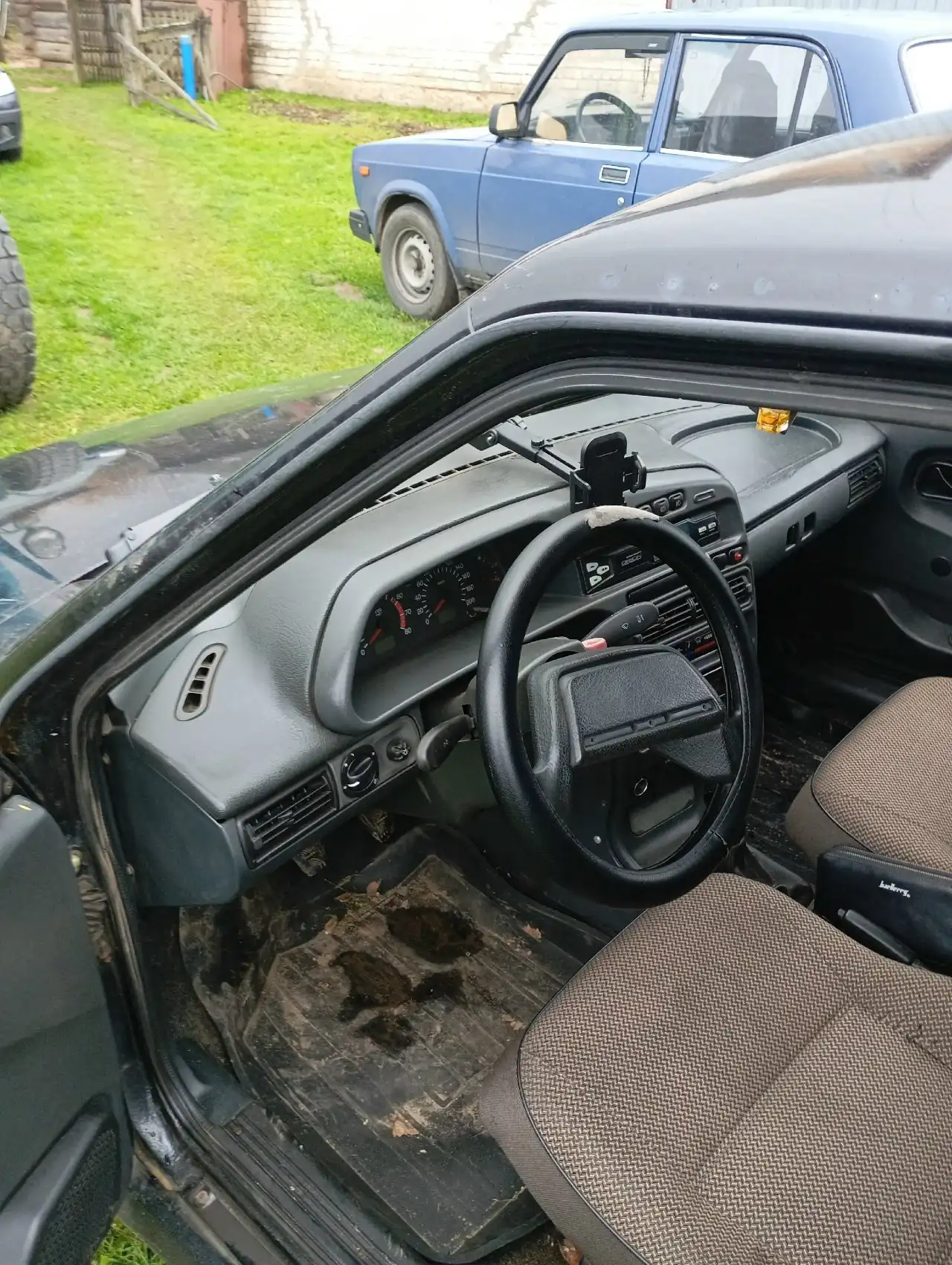 Продам ВАЗ 2115 2005 года черного цвета