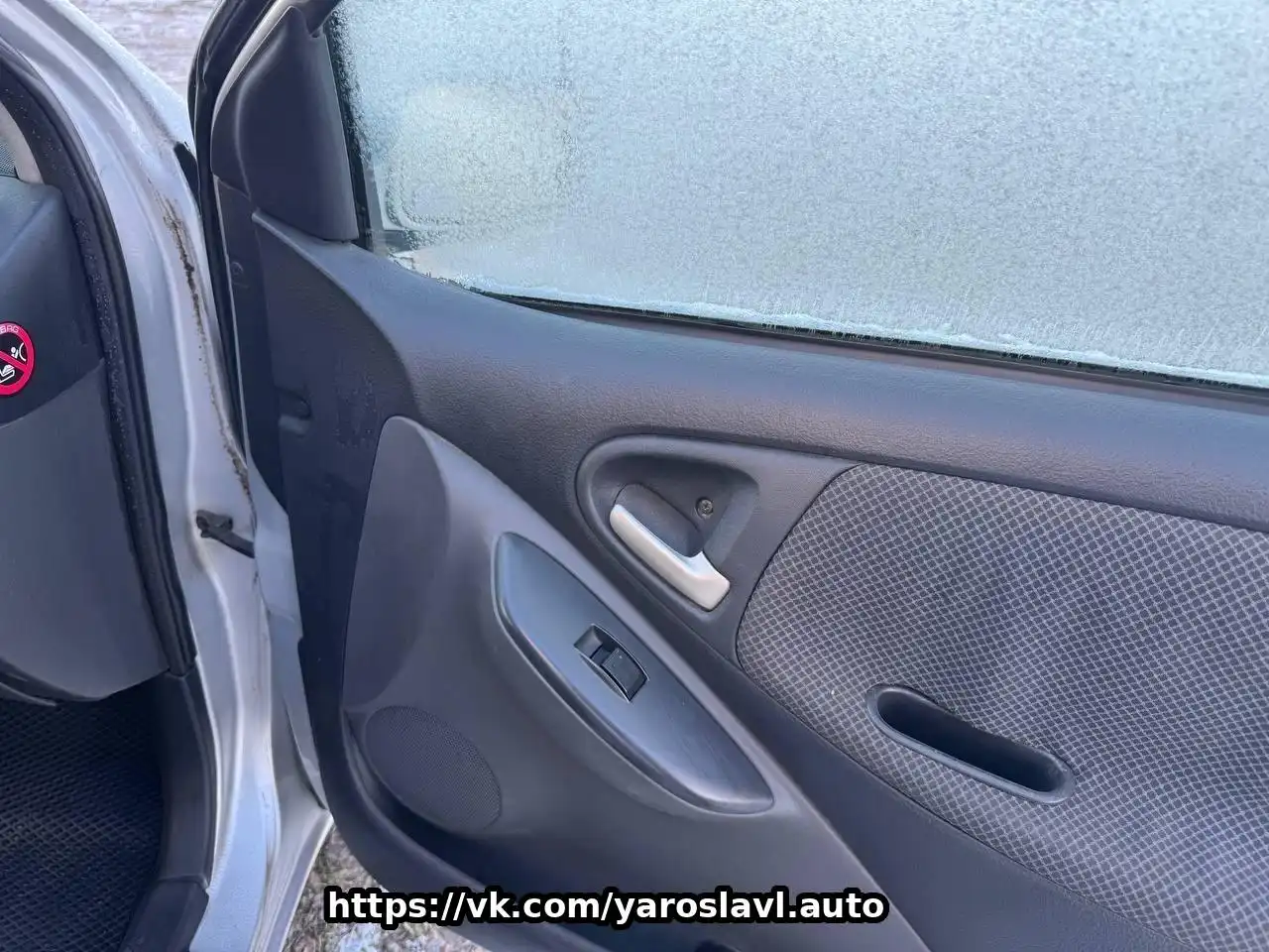 Toyota Yaris 2003 1.3 с ремонтом двигателя