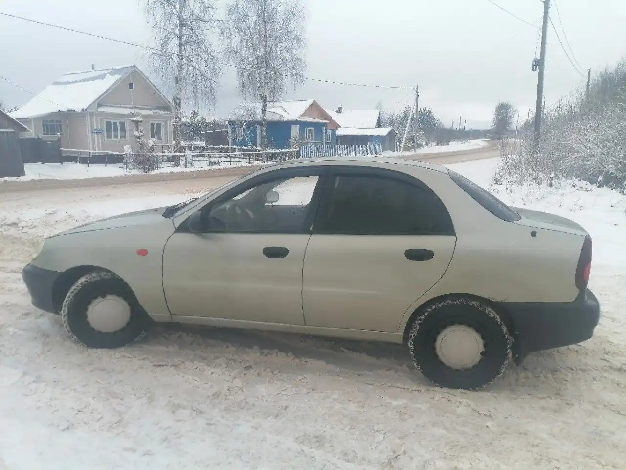 Продам автомобиль 2008 года с пробегом 122 тыс. км