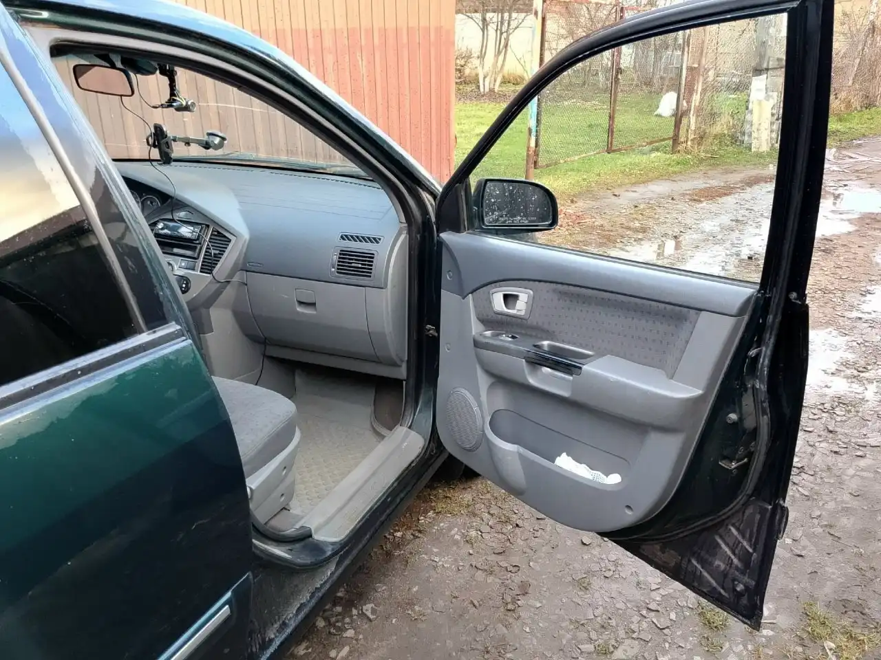 Продам Kia Carens 2005 года, Ярославль - Легковые автомобили (Авто) в Ярославль