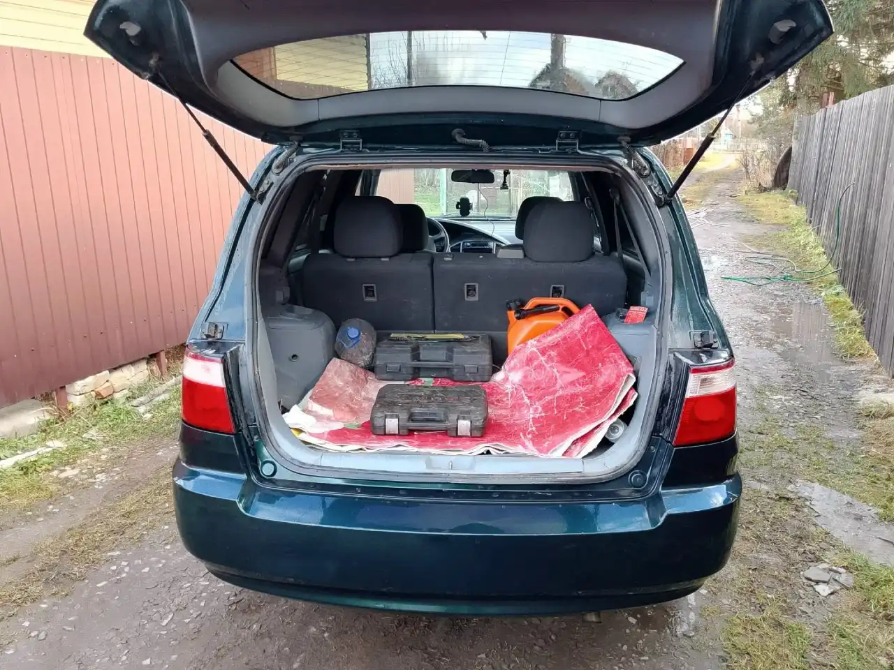 Продам Kia Carens 2005 года, Ярославль - Легковые автомобили (Авто) в Ярославль