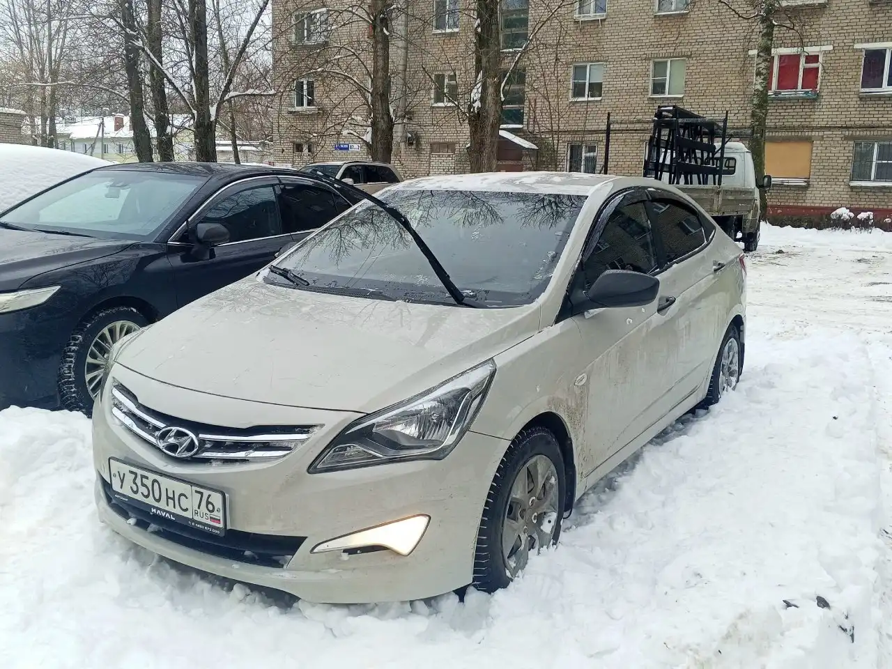 Продажа Hyundai Solaris 2015 года - Легковые автомобили (Авто) в Ярославль