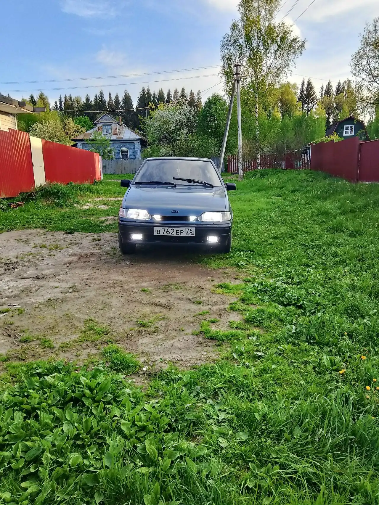 Продажа автомобиля 2006 года выпуска с зимней и летней резиной - Авто в Ярославль