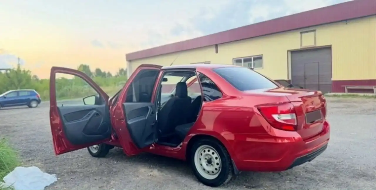 Продажа LADA GRANTA 2020 года - Легковые автомобили (Авто) в Ярославль