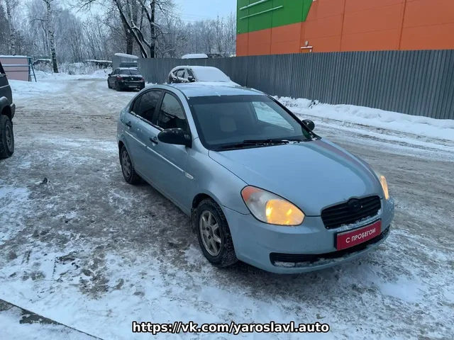 Hyundai Verna 1.4 MT 2008 года в Вологде - Внедорожники, кроссоверы в Вологда
