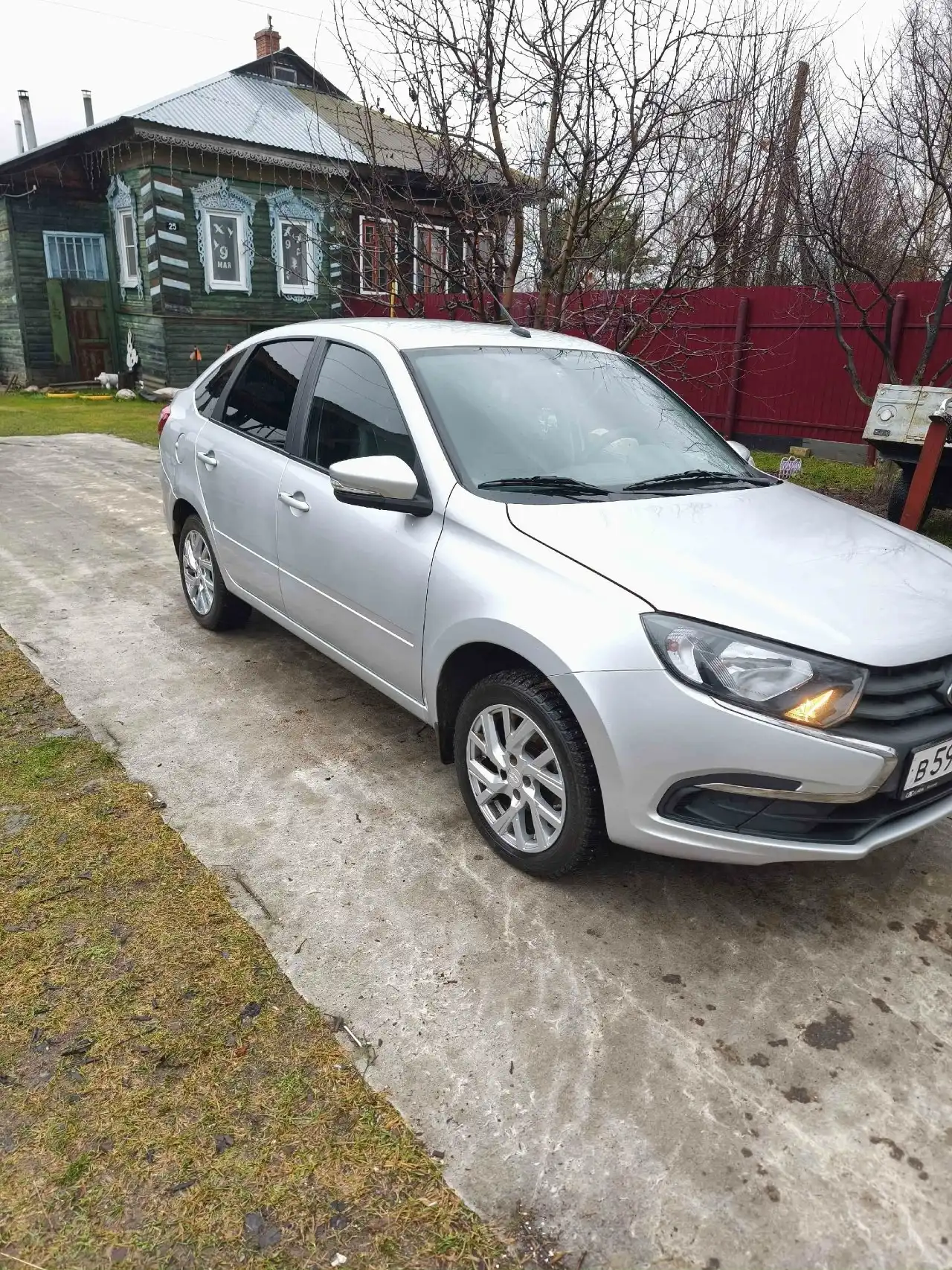 Продажа Lada Granta 2023 года - Легковые автомобили (Авто) в Ярославль