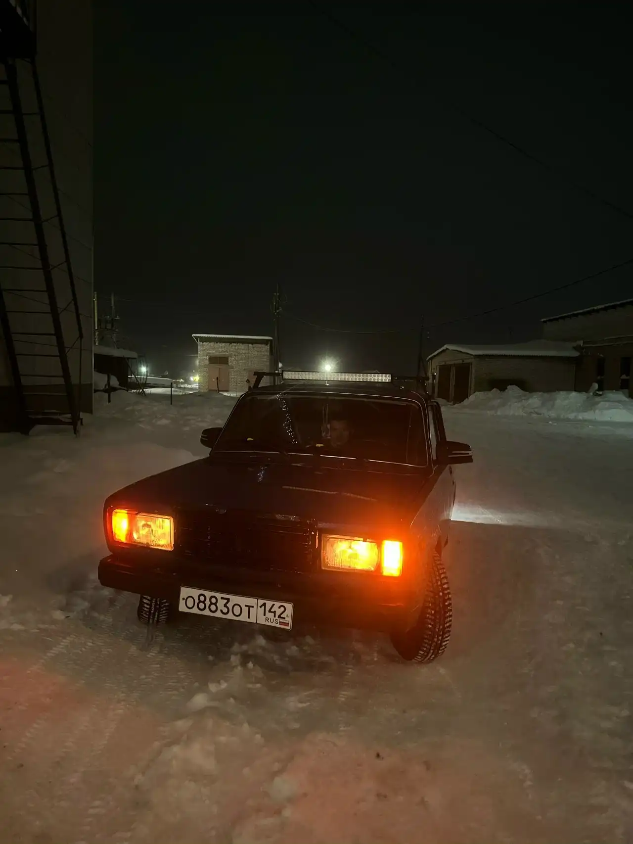 Автомобиль ВАЗ 2105 2005 года с доработками - Авто в Вологда