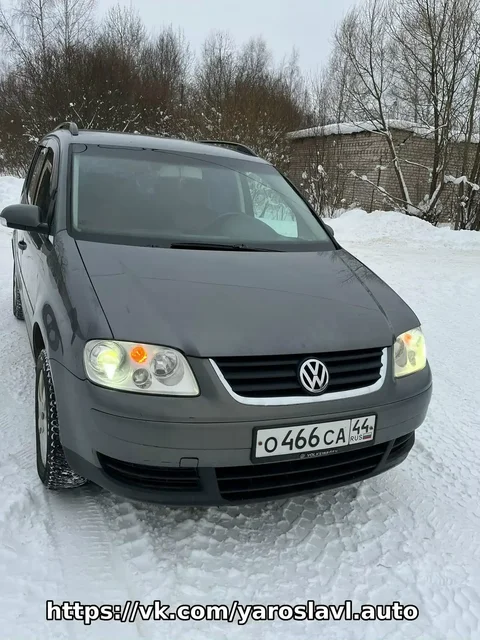Volkswagen Touran 2004 г.в., дизель 1.9, механика - Грузовики и фургоны в Нерехта