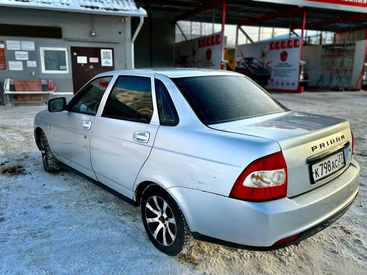 Продажа автомобиля с незначительными дефектами - Авто в Ярославль