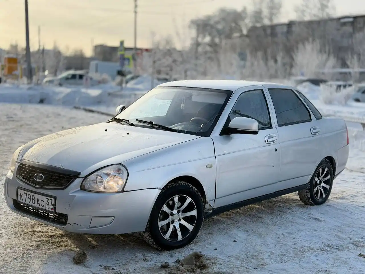 Продажа автомобиля с незначительными дефектами - Авто в Ярославль