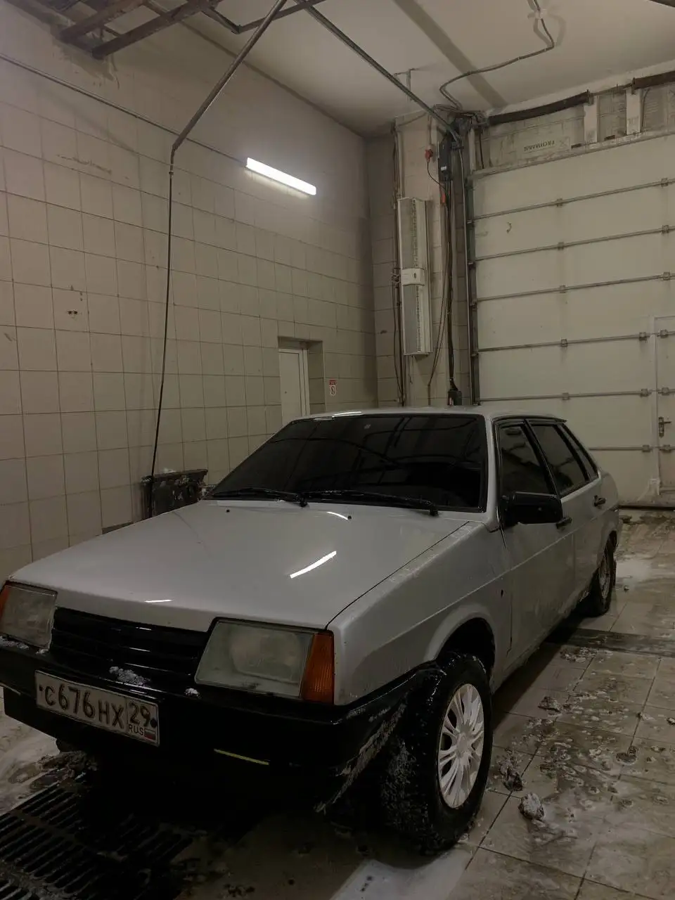 Продам ВАЗ 21099 2003 года в цвете Снежная королева - Легковые автомобили (Авто) в Ярославль