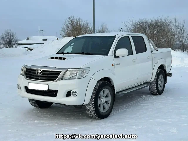 Продажа Toyota Hilux 2012 года выпуска - частное объявление в Слободской