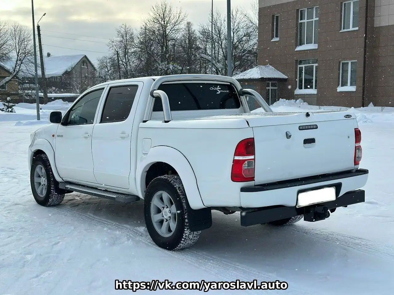 Продажа Toyota Hilux 2012 года выпуска - Пикап (Авто) в Слободской