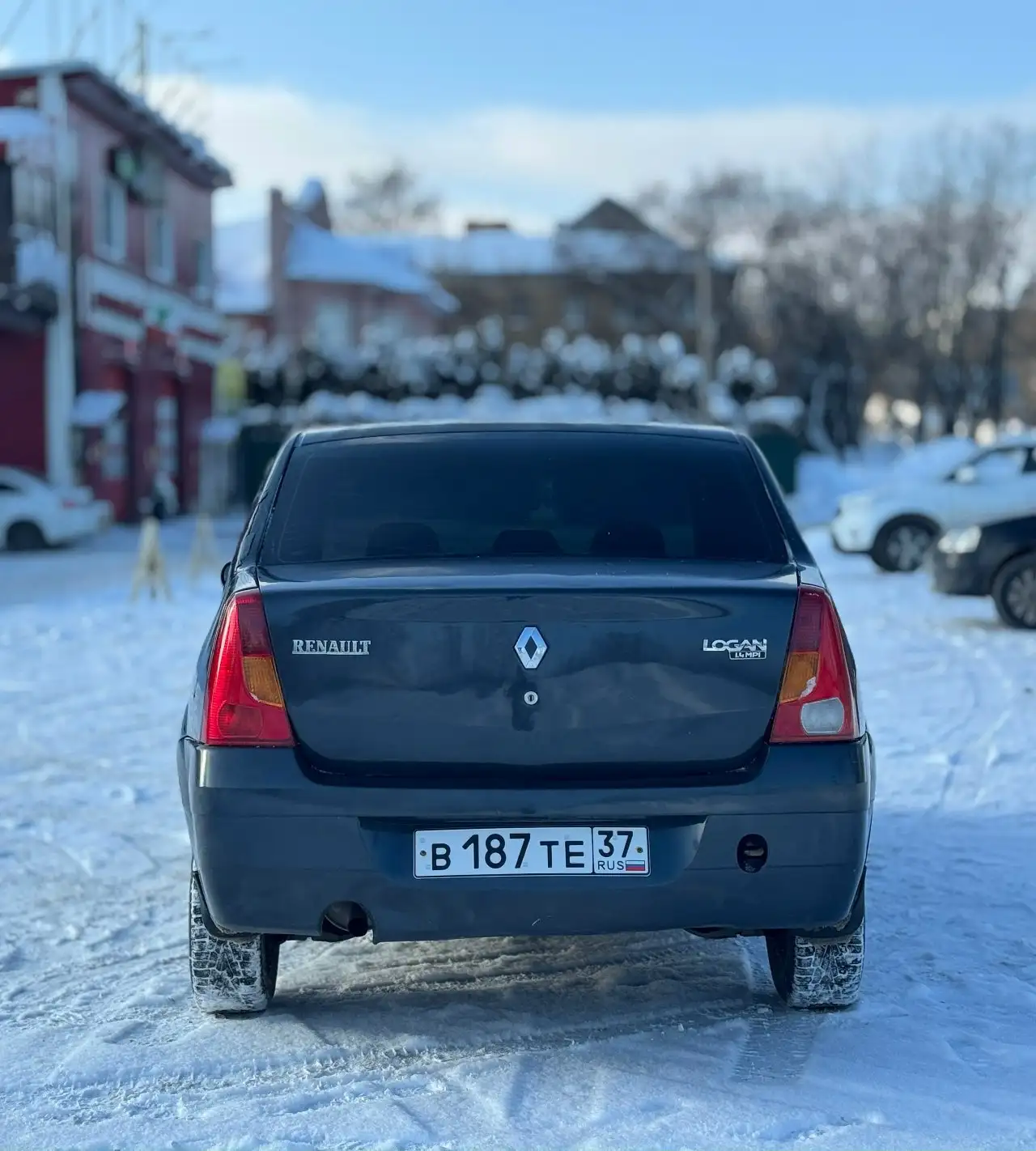 Продается RENAULT LOGAN 2006 года, 1.4 бензин, механика - Легковые автомобили (Авто) в Иваново