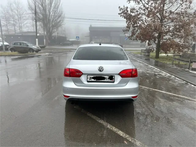 Volkswagen Jetta 2013 года в отличном состоянии - Легковые автомобили в Ярославль