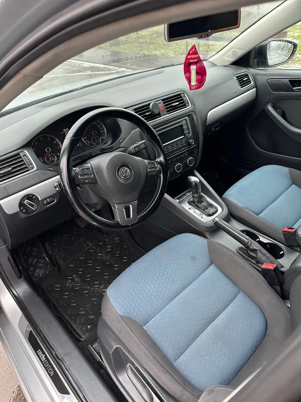 Volkswagen Jetta 2013 года в отличном состоянии - Легковые автомобили (Авто) в Ярославль