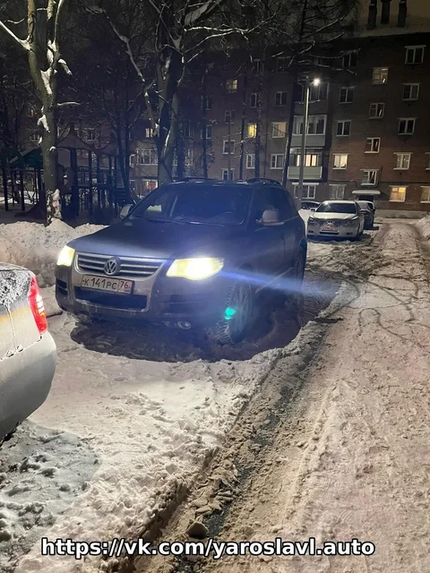 Volkswagen Touareg 3.0 дизель 2008 года - Авто в Ярославль