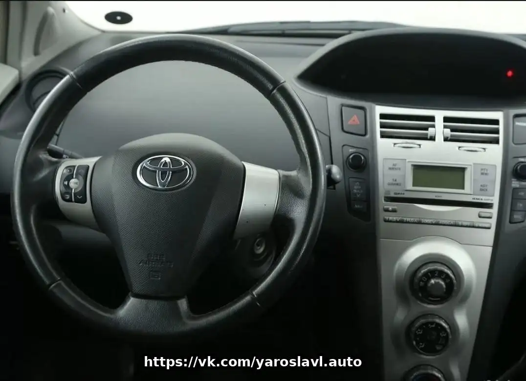 Toyota Yaris 2007 года в хорошем состоянии - Легковые автомобили (Авто) в Кинешма