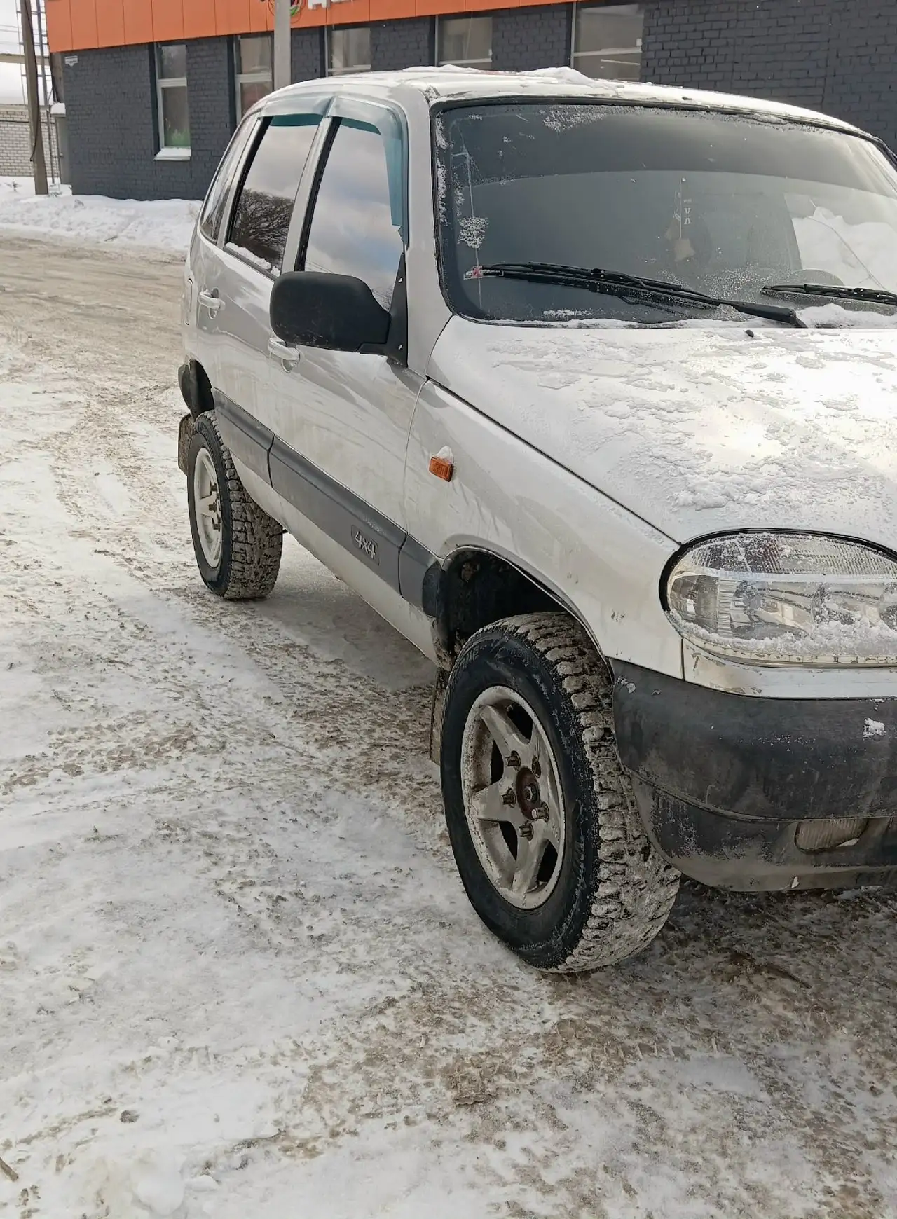 Продам Нива Chevrolet 2004 года - Легковые автомобили (Авто) в Ярославль