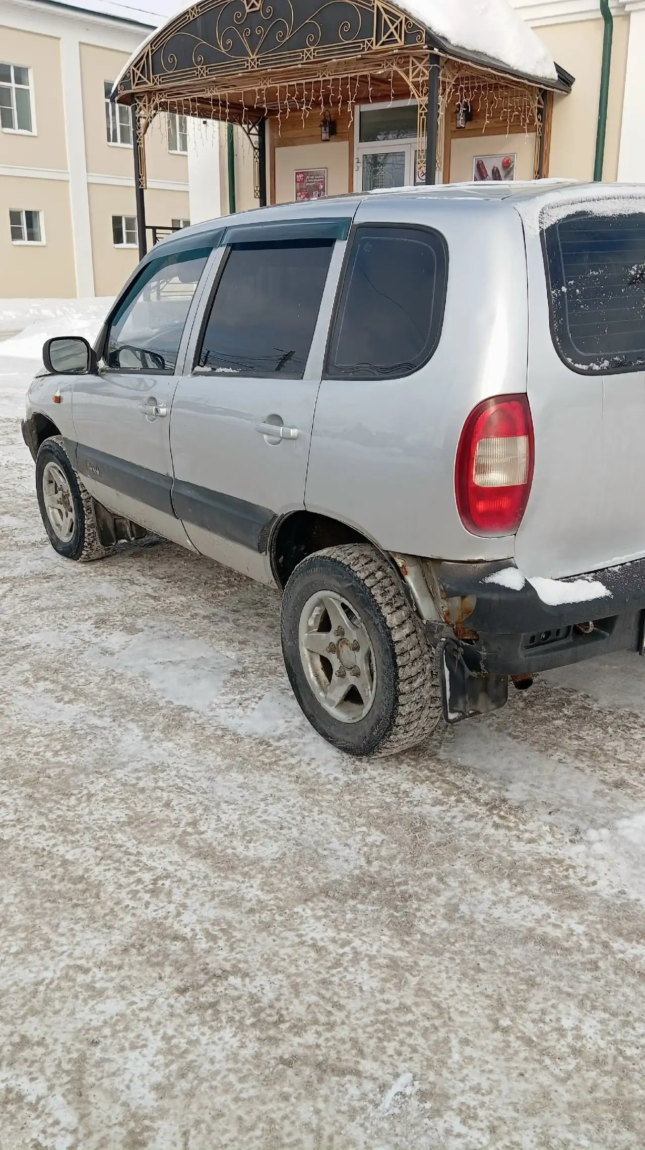 Продам Нива Chevrolet 2004 года - Легковые автомобили (Авто) в Ярославль