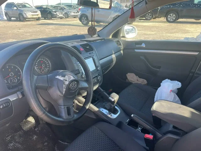 Volkswagen Jetta V 2010 года - Авто в Ярославль