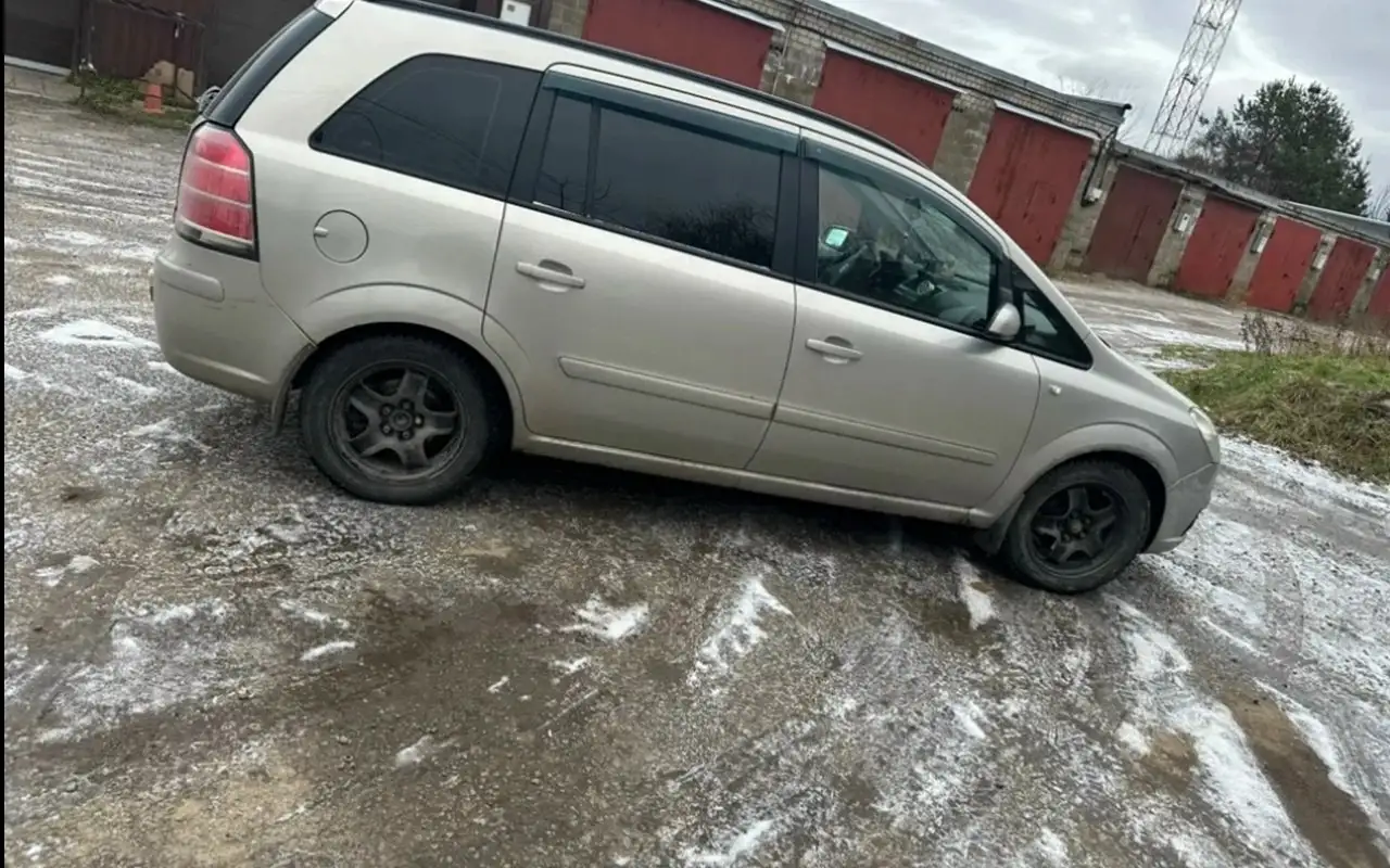 Продам Opel Zafira 2008 года с пробегом 235000 км - Легковые автомобили (Авто) в Ярославль