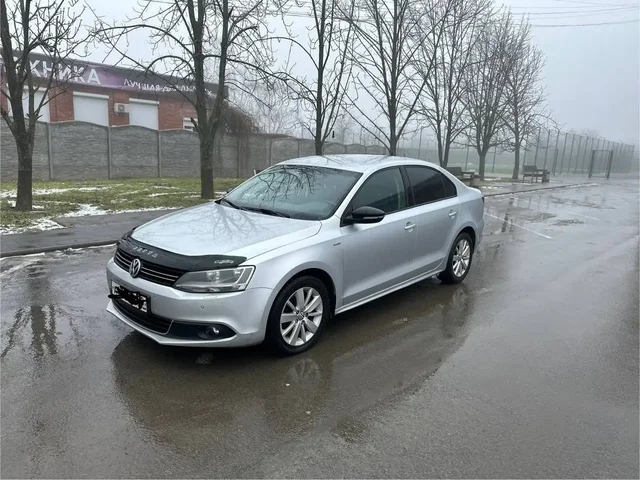 Продажа Volkswagen Jetta 2013 года - Авто в Ярославль