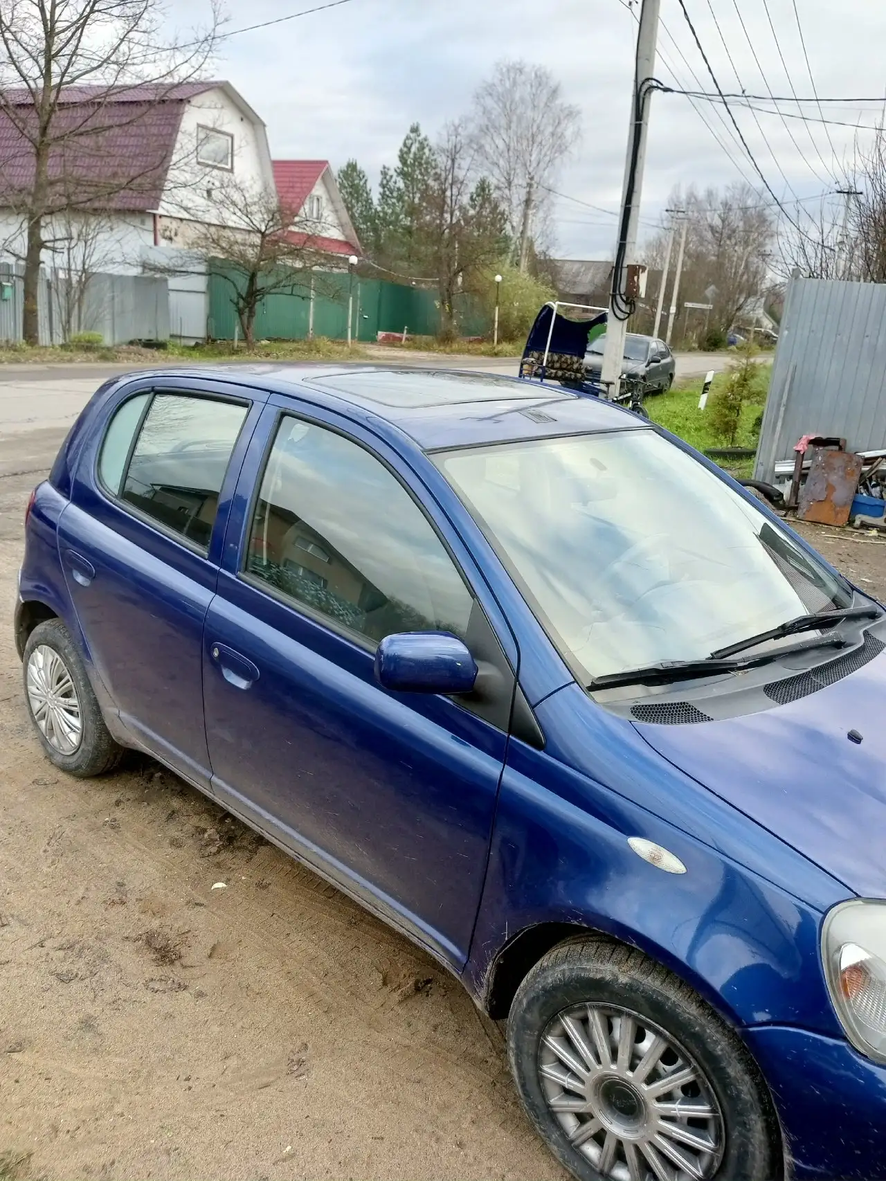 Продам Тойоту Ярис 2001 года - Легковые автомобили (Авто) в Ярославль