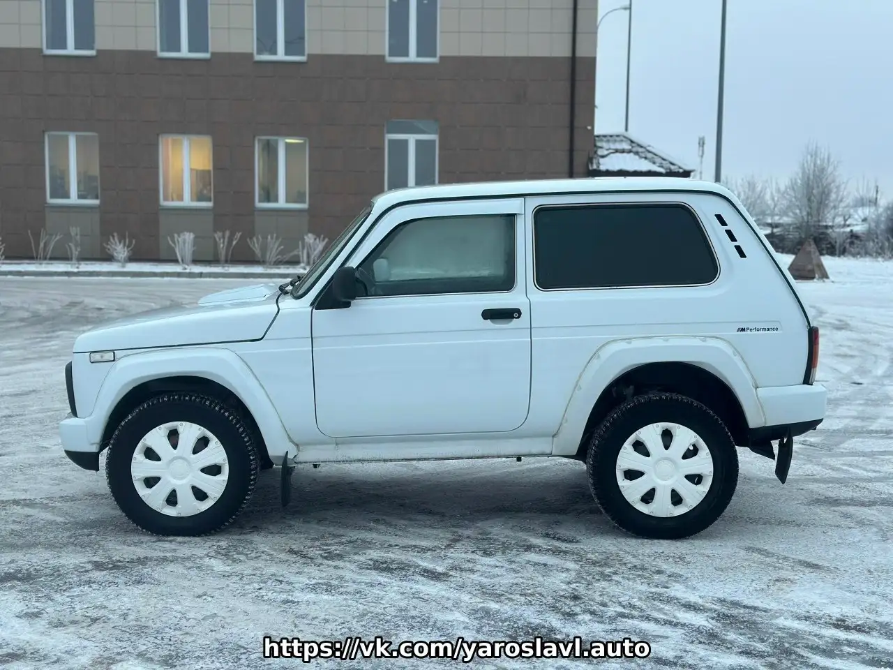 Продажа Niva Urban 2016 года - Внедорожники (Авто) в Слободской