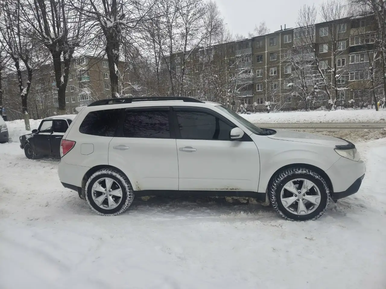Subaru Forester 2012 года с полным приводом и АКПП - Авто в Ярославль
