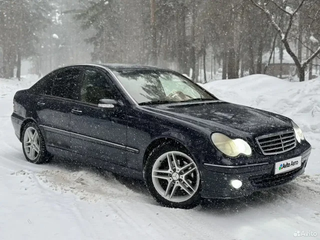 Mercedes-Benz C-класс 2002 года с двигателем 1.8 Компрессор - Авто в Ярославль