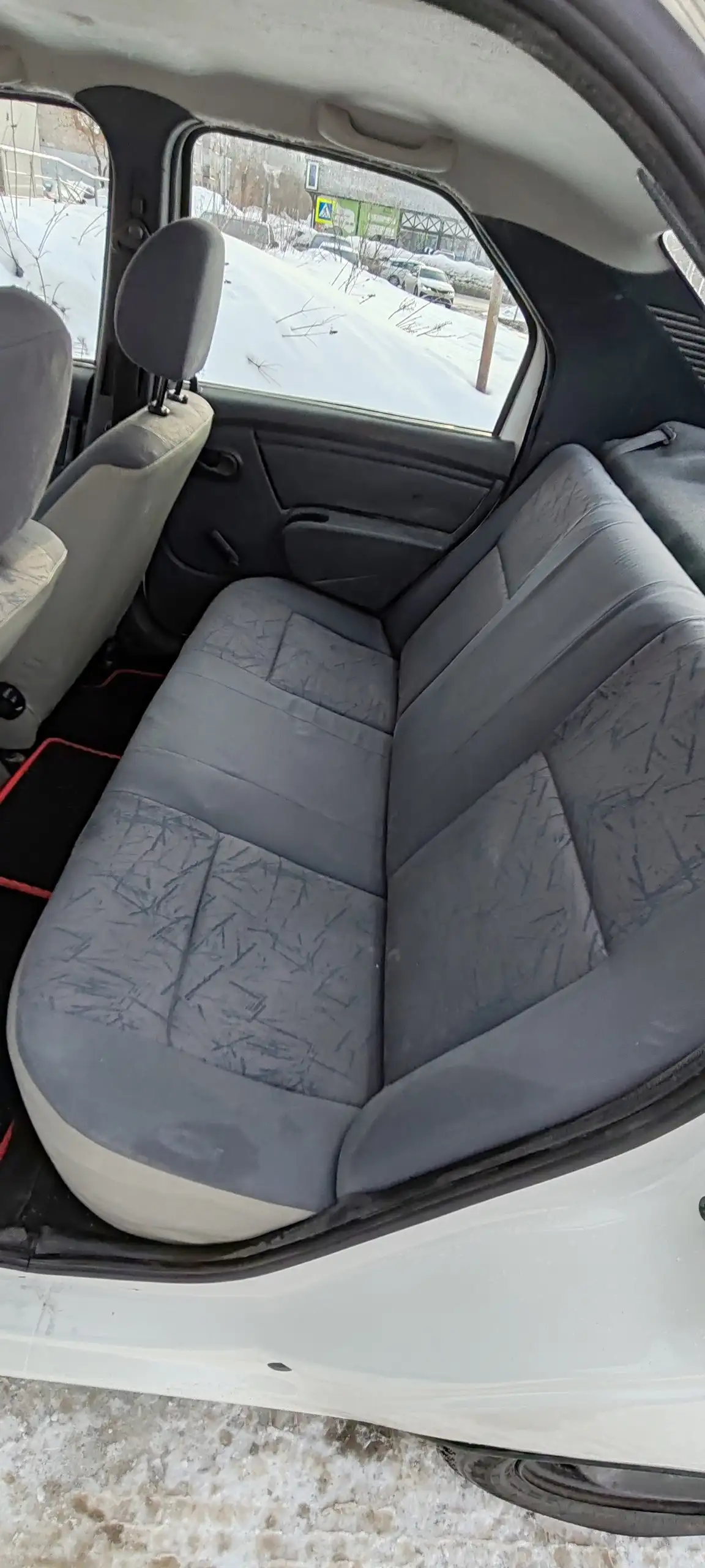 Renault Logan 2013 года после перекраса - Легковые автомобили (Авто) в Ярославль